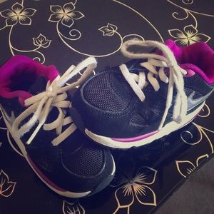 Kids Nike Airmax Sneakers